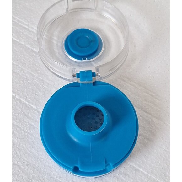 BUNDLE OF ASSORTED PORTABLE CUPS - Picture 6 of 12